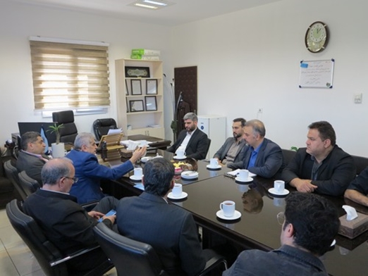 برگزاری جلسه مسئولین محترم دانشگاه در حضور نماینده محترم مجلس جناب آقای دکتر خزائی 